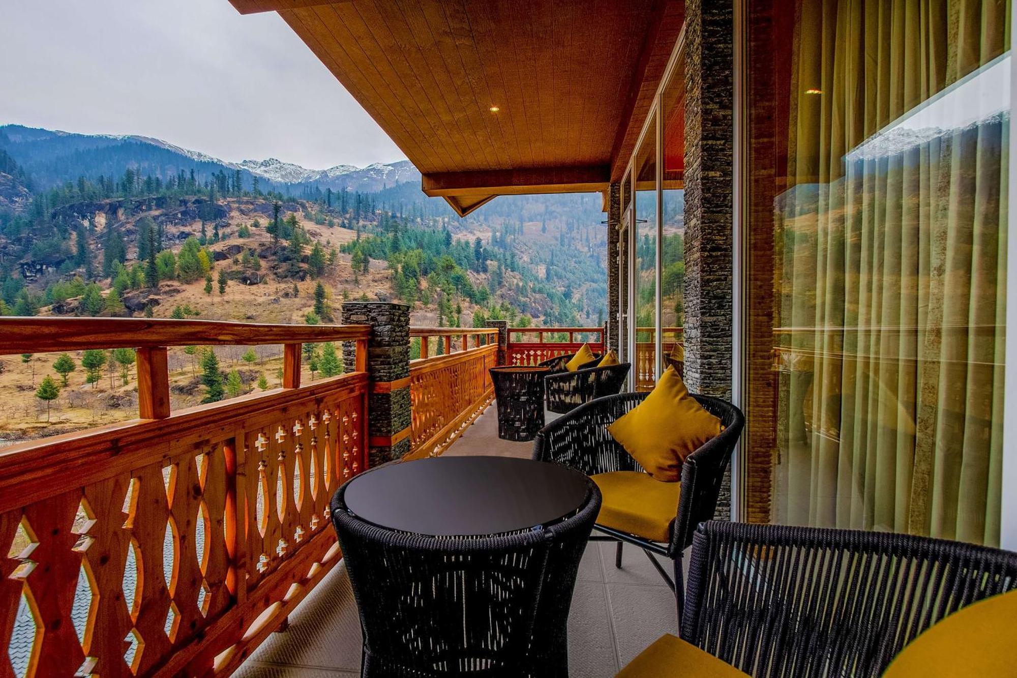 Palchan Hotel & Spa - A Member Of Radisson Individuals Retreats Manāli Εξωτερικό φωτογραφία