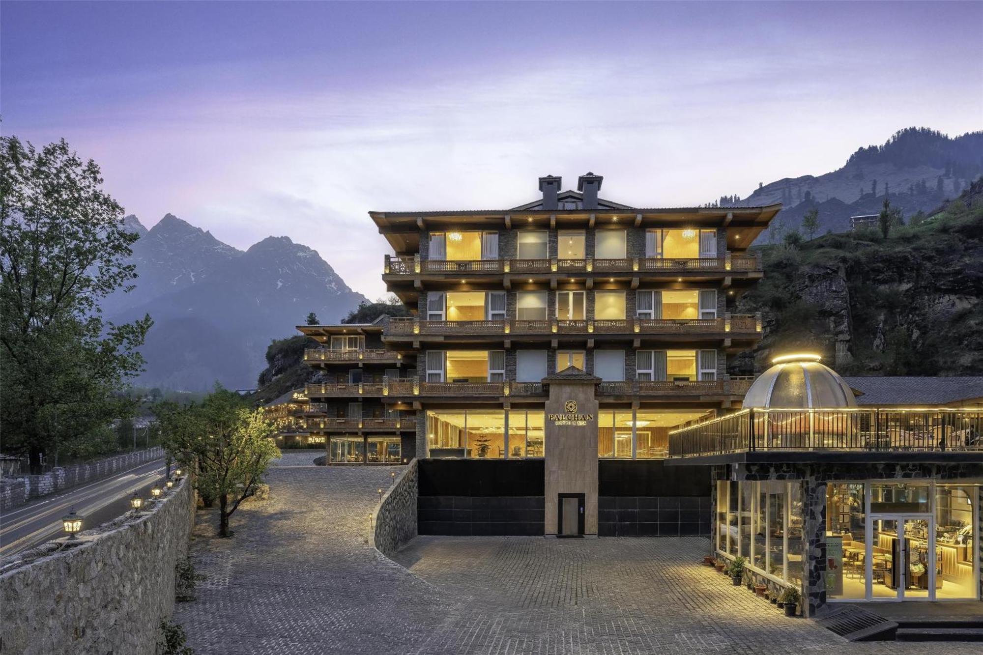 Palchan Hotel & Spa - A Member Of Radisson Individuals Retreats Manāli Εξωτερικό φωτογραφία